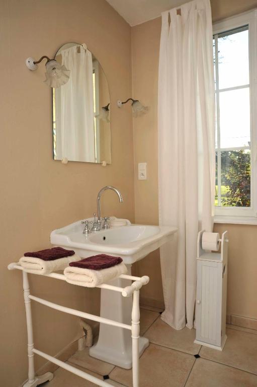 Chambres Et Tables D'Hotes Le Voriou Couddes Стая снимка